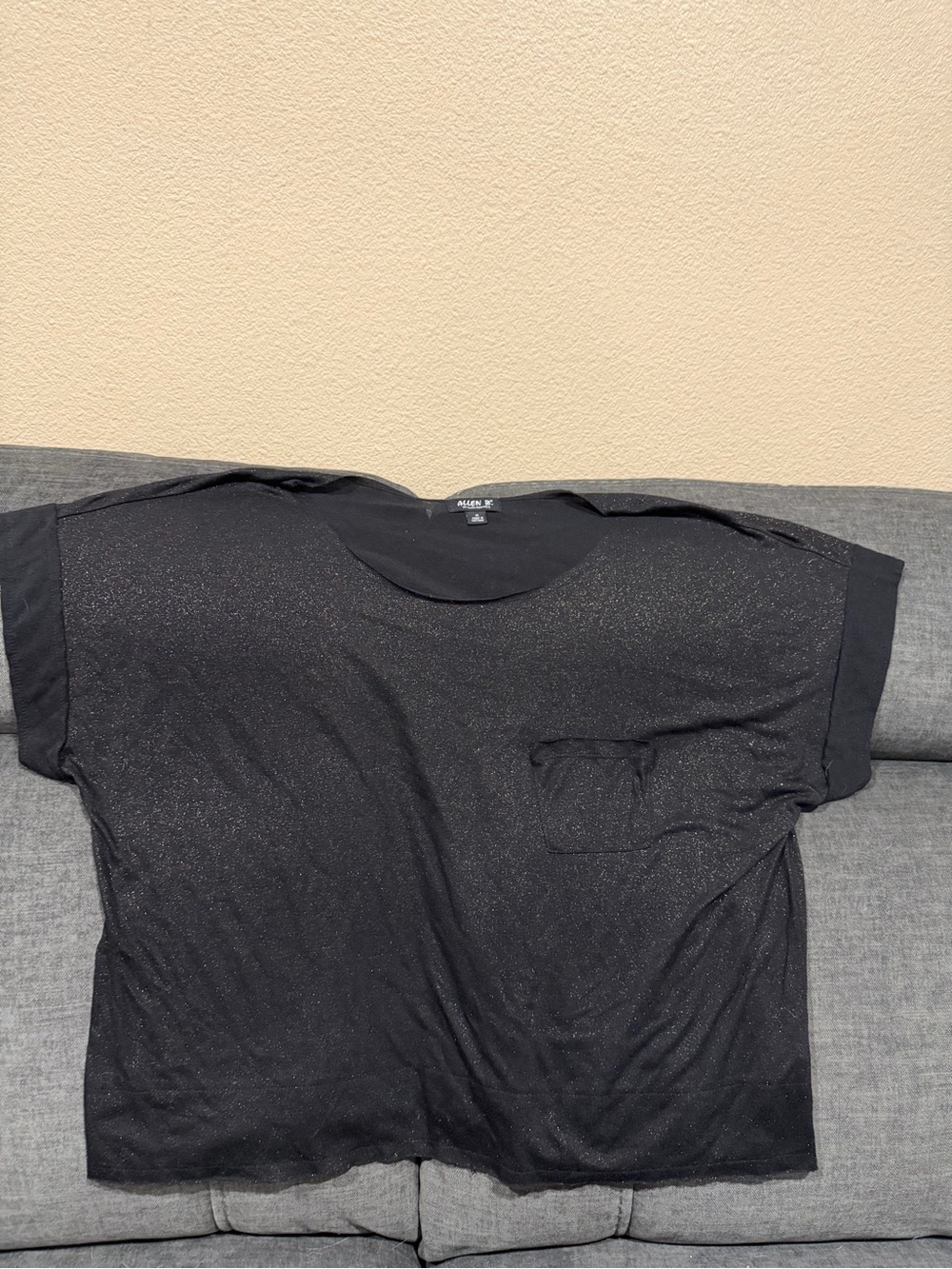 Black womens Short Sleeve Pocket Tee